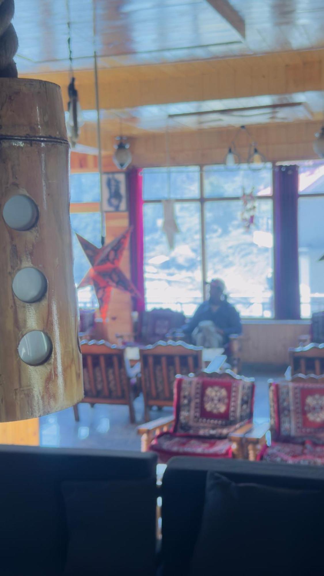 فندق Eyesky, Tosh المظهر الخارجي الصورة